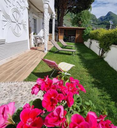 Riva del Garda Apartment | La casa delle fiabe