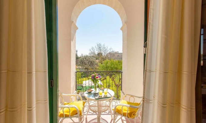 Brindisi Apartment | La Casa di Lucrezia - 8km from the beaches - 2 km from Brindisi airport