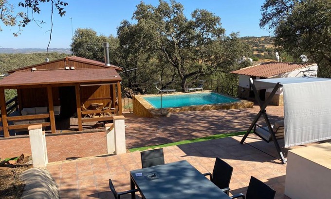 La Puebla de los Infantes Ski Chalet | La Casa de Madera