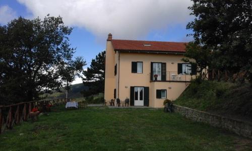 Cortona House | La Casa Gialla Belvedere