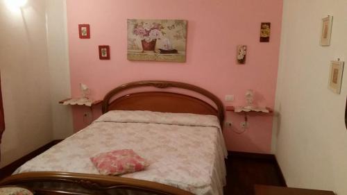 Monserrato Apartment | LA CASA ROSA - GRAZIOSO BIVANO CON POSTO AUTO