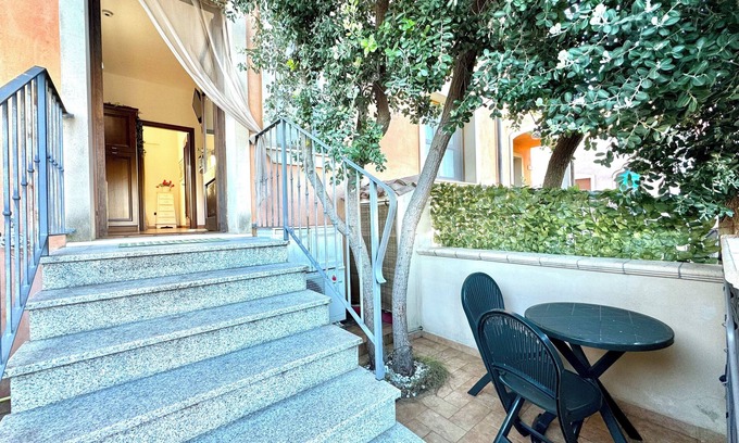 Bari Sardo Apartment | " La Casetta di Luisa with Patio "