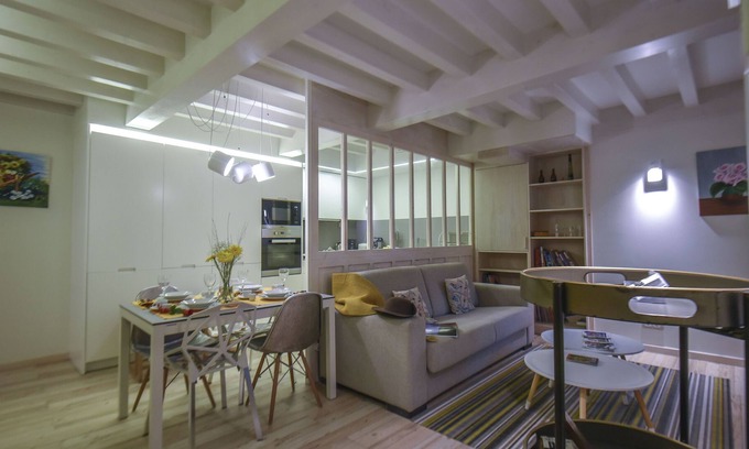 Santiago de Compostela Historic Centre Apartment | La Casita de la Catedral (luxury apartment 50m from the Cathedral)