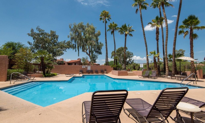 Tucson Condo | La Casita Bonita! Spa, pool, solitude - mins to Sabino Canyon