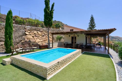 Rio Velez House | La Casita de mama