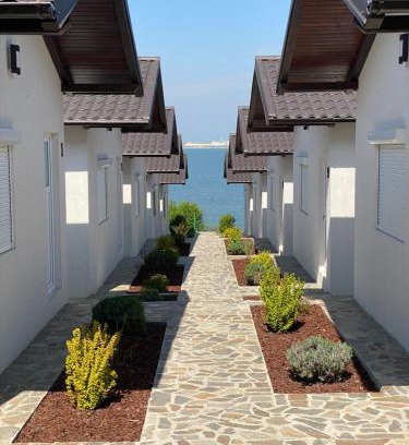 Navodari House | La Casute Tasaul