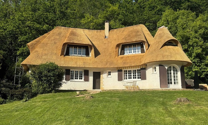 Saint-Germain-de-Pasquier House | La Chaumine, in the heart of Normandy