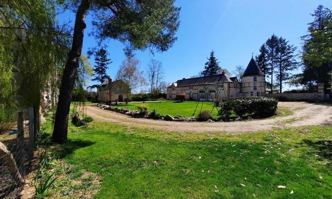 Beaumont-Louestault House | La Chauvellière, un écrin de verdure dans un cadre historique