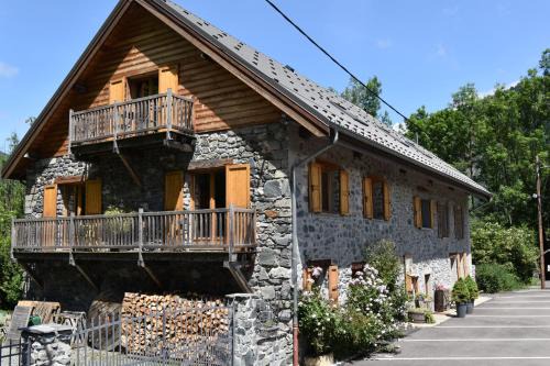 Le Bourg-d'Oisans Bed & Breakfast | La Clé des Bois