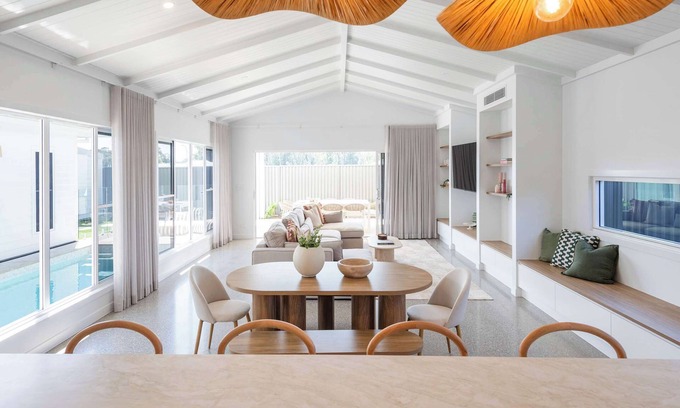 Iluka House | La Concha - Oceanstays - Luxury Holiday Home
