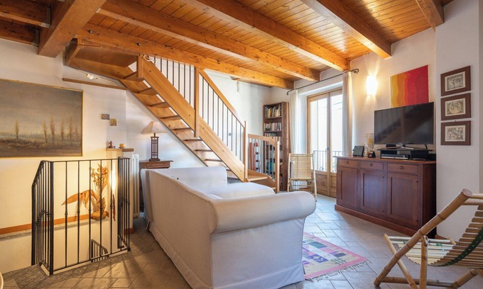 Lierna House | La Dimora del Borgo - Two Bedroom House, Sleeps 6