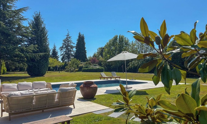 Manneville-la-Raoult House | La Douce Normande - 10km from Honfleur - 11 People - Swimming pool