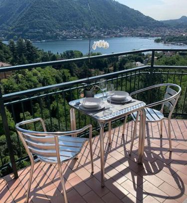 Como Apartment | La finestra sul lago di Como