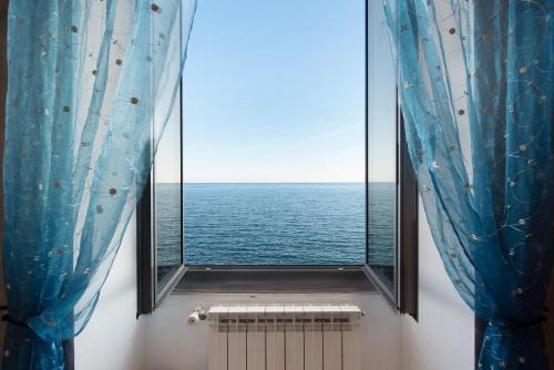 Voltri Apartment | La Finestra sul Mare