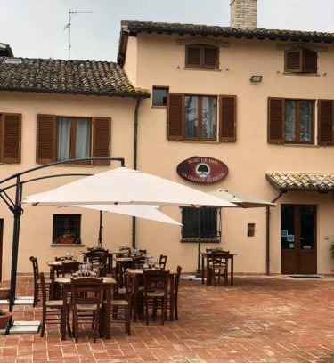 Montefalco Bed & Breakfast | La Grande Quercia