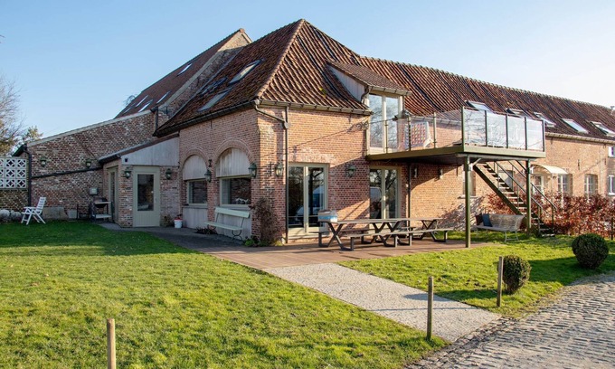 Leuze-en-Hainaut House | La Grange Gite for 17/19 people