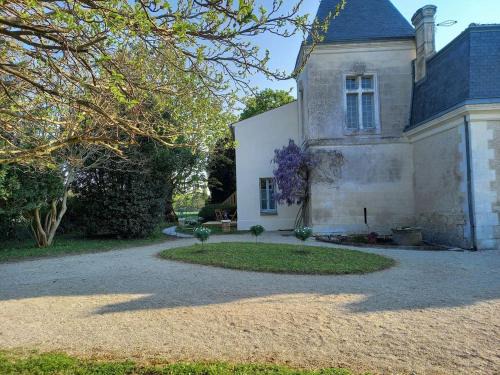 Saintes Apartment | La Grelauderie 1