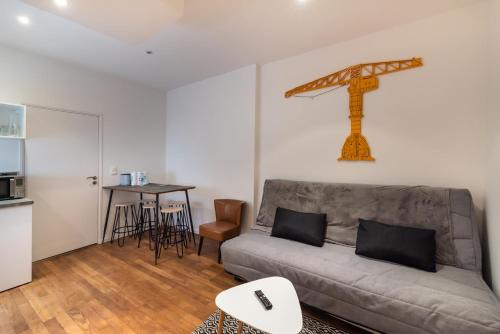 Decre-Cathedrale Apartment | La Grue Jaune