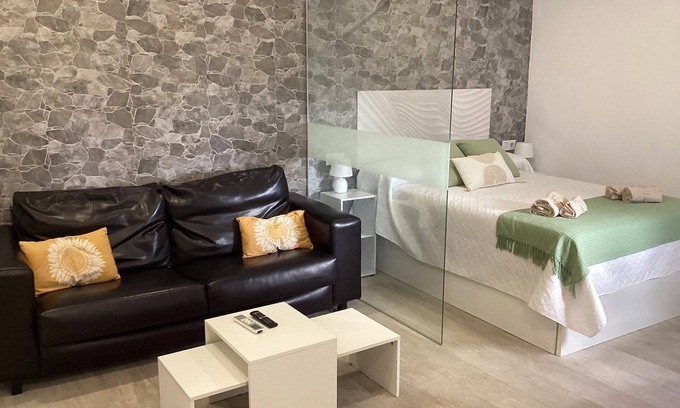 Jerez de la Frontera Old Town Apartment | La Guitarra Apartment