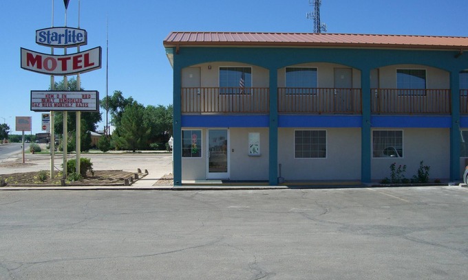 Artesia Hotel | La Hacienda