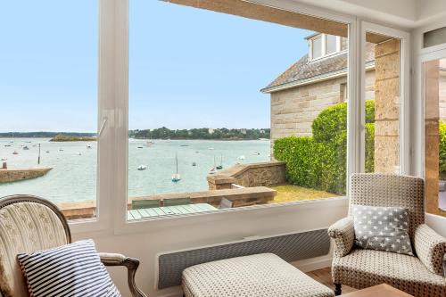 La Cite Apartment | La Huniere - Sea View Apartment - Saint-Servan