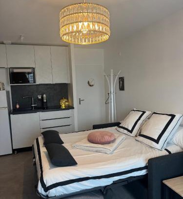 Saint-Philbert-de-Bouaine Apartment | La Lumière du Coeur