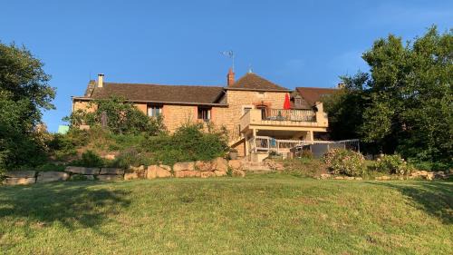 Vers House | La Maison de la Colline