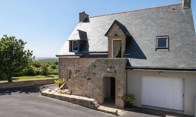 Crozon House | La Maison De Saint-Hernot * (Tourism)