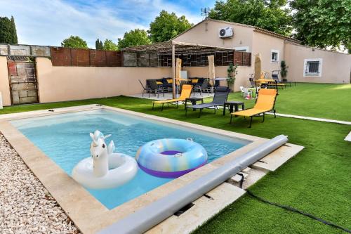 Graveson House | La Maison du Bonheur !