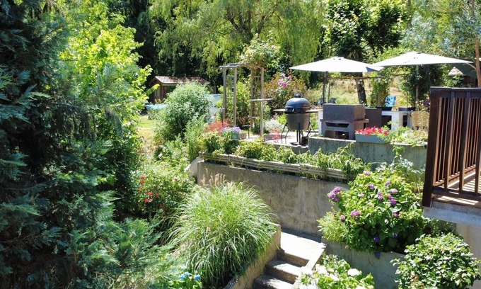 Marat Bed & Breakfast | La Maison du Chevalier - Chambres et tables d'hôtes - adults only