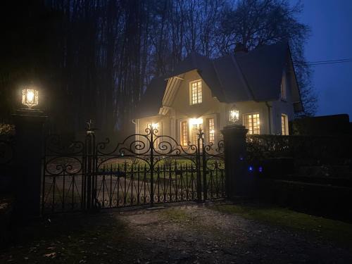 Pierrefitte-en-Auge House | La Maison du Gardien, Chateau de lAvenue