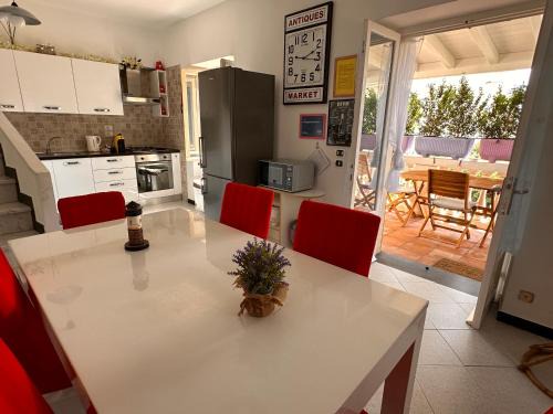 Rezza House | "La Moggia Guest House"