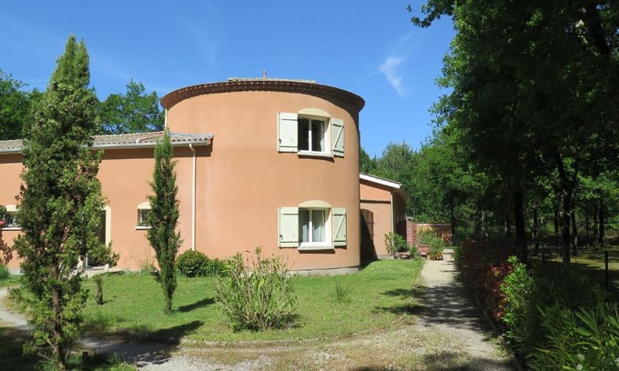 Grayan-Et-L'Hopital Apartment | La Morandiere