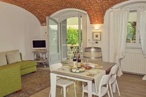 La Morra Apartment | La Morra Suite