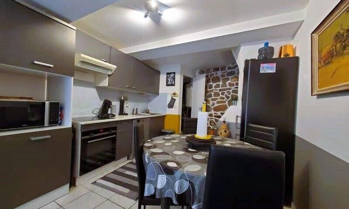 La Palme House | La Palme - 5 people - Charming village house