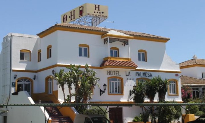 Alcala de los Gazules Hotel | La Palmosa