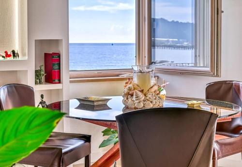 Pozzuoli Apartment | La Perla Flegrea