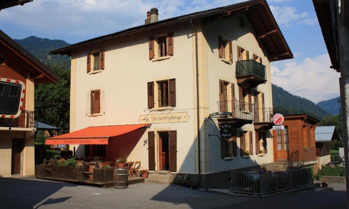 Versegeres Bed & Breakfast | La Petite Auberge