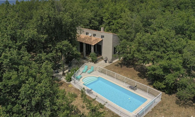 Vacheres House | La Petite Chaume Maison Avec Dépendance Pour 8 Personnes, Piscine Privée