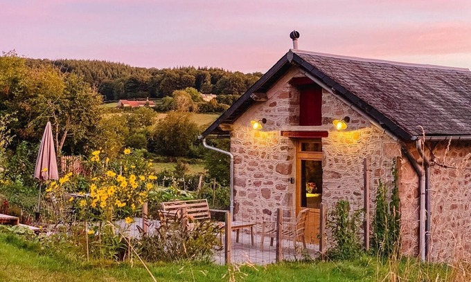 Saint-Leger-Vauban House | la petite maison, 2 person gite in beautiful Bourgandy