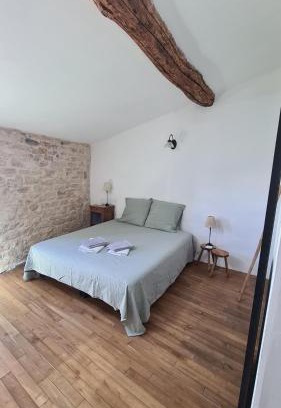 Castelnau-Valence House | La petite maison 1766