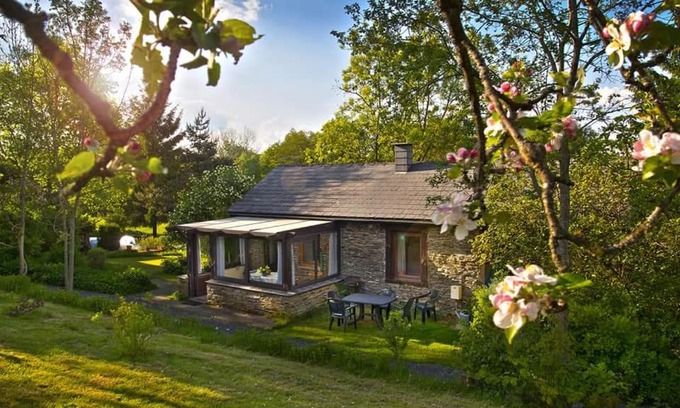 Bievre House | La Petite Maison