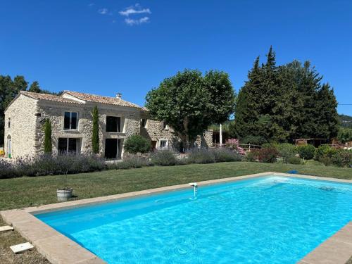 Clansayes House | La petite plaine