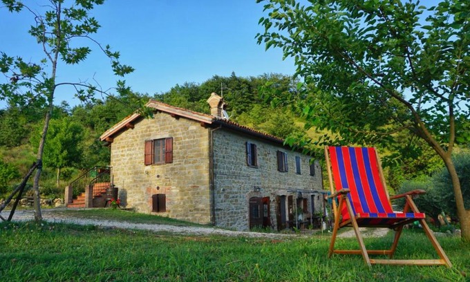 Monteluiano House | La Petriola Casa Vacanze