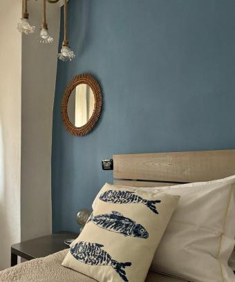 Manarola House | La Piramide