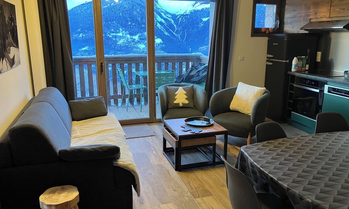 Montalbert Apartment | 🎄La Plagne Montalbert - lovely 3-room apartment for 6 people🎄