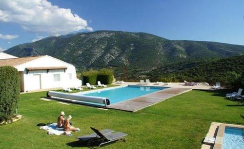 Mollans-sur-Ouveze House | La plume du Ventoux suite 305