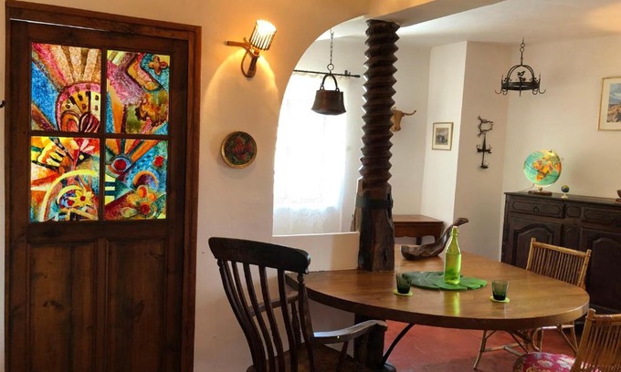 Collobrieres Apartment | La Provence authentique à 30 minutes des plages