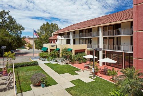 Newbury Park Hotel | La Quinta by Wyndham Thousand Oaks-Newbury Park