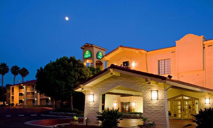 Lincoln Acres Hotel | La Quinta Inn by Wyndham San Diego Chula Vista